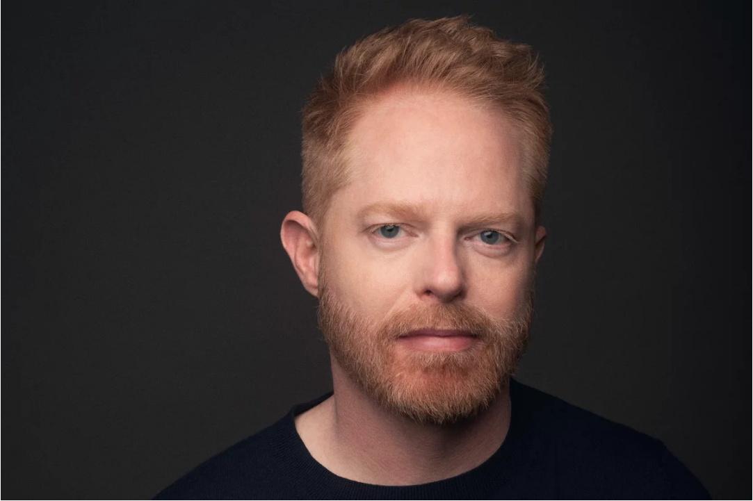 Gaydar Feature of the Month – Jesse Tyler Ferguson